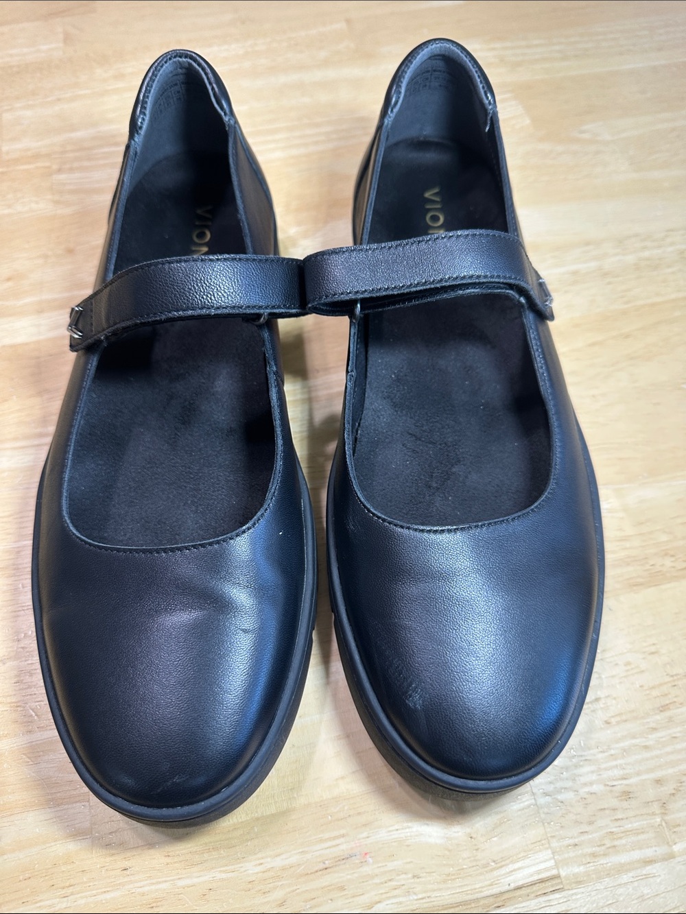 Vionic Uptown Black Mary Jane Strap Flats